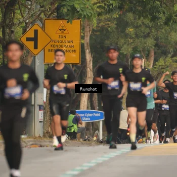 Runner Photo 5623368