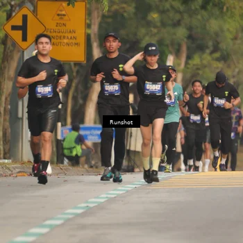 Runner Photo 5623422