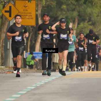 Runner Photo 5623427