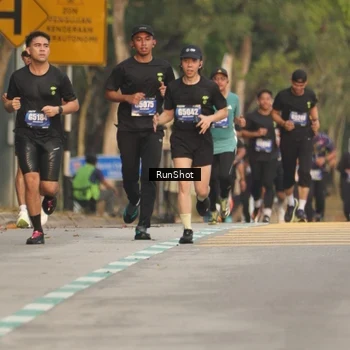 Runner Photo 5623439