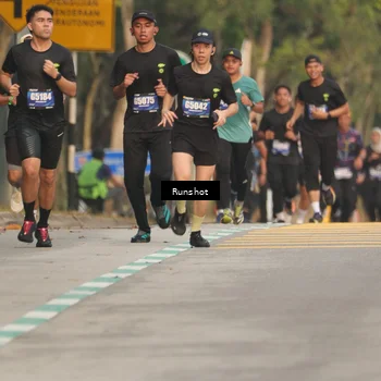 Runner Photo 5623454