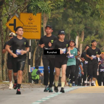 Runner Photo 5623496