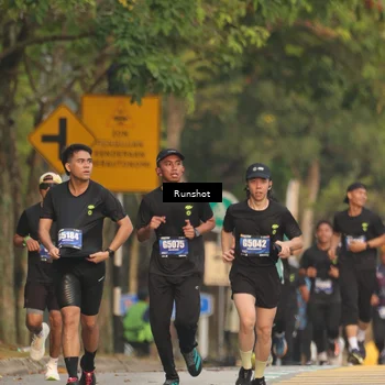 Runner Photo 5623535