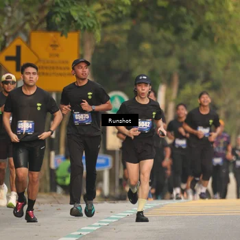 Runner Photo 5623544
