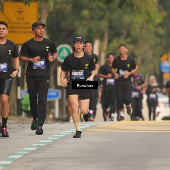 Runner Photo 5623559