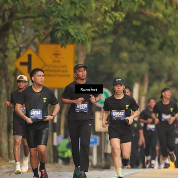 Runner Photo 5623560