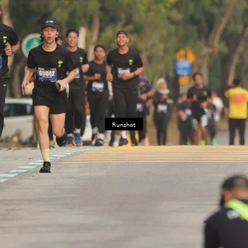 Runner Photo 5623576