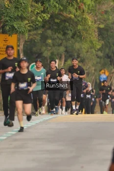 Runner Photo 5623665