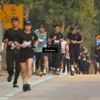 Runner Photo 5623690