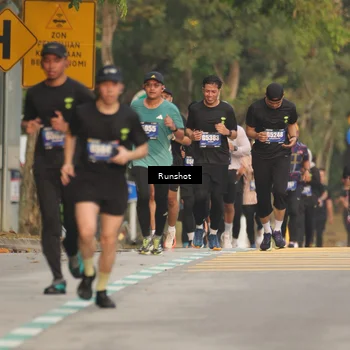 Runner Photo 5623691