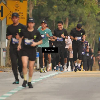 Runner Photo 5623692