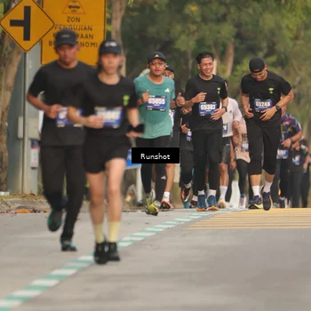 Runner Photo 5623711