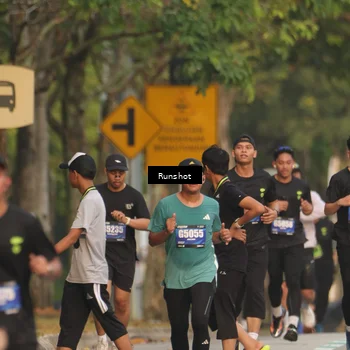 Runner Photo 5623773