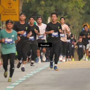 Runner Photo 5623818
