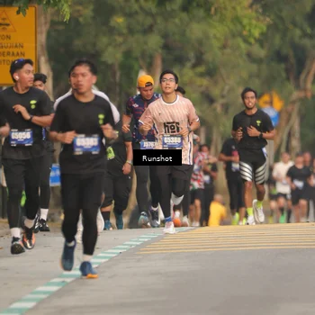 Runner Photo 5623892