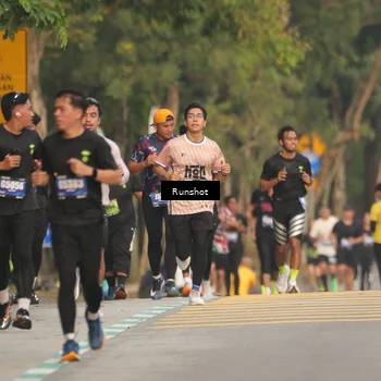 Runner Photo 5623902
