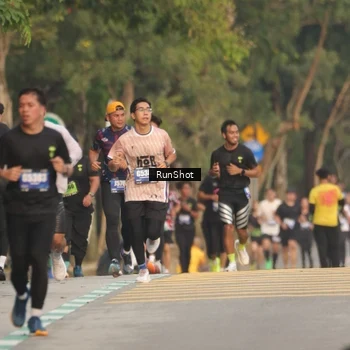 Runner Photo 5623918