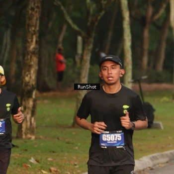 Runner Photo 5624003