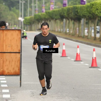 Runner Photo 5624021