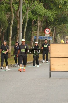 Runner Photo 5624097