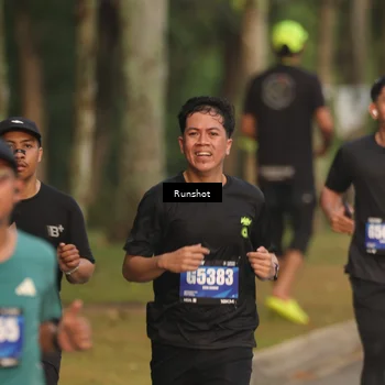 Runner Photo 5624103