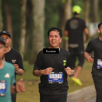 Runner Photo 5624114