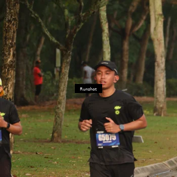 Runner Photo 5624115