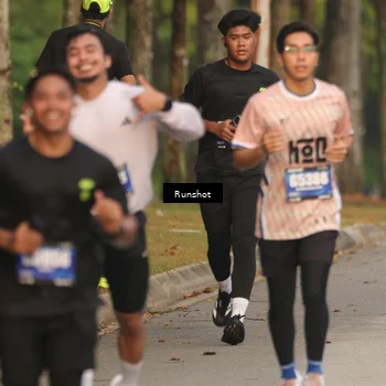 Runner Photo 5624196