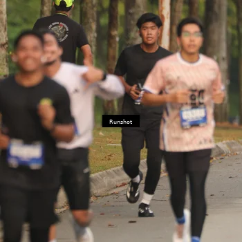 Runner Photo 5624211