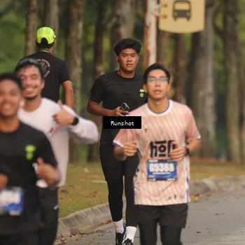 Runner Photo 5624228