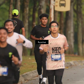 Runner Photo 5624230