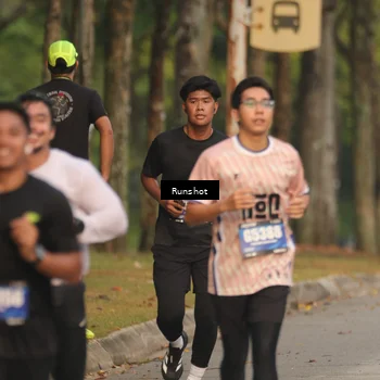 Runner Photo 5624246