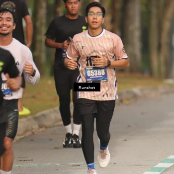 Runner Photo 5624260