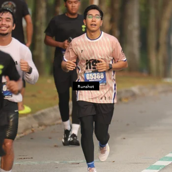 Runner Photo 5624264