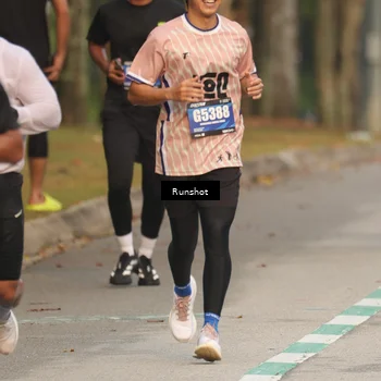 Runner Photo 5624271