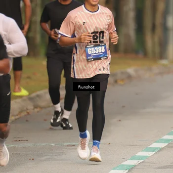 Runner Photo 5624294