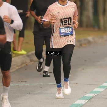 Runner Photo 5624308