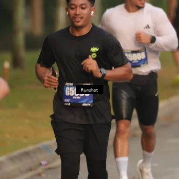 Runner Photo 5624372