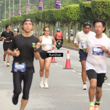 Runner Photo 5624467