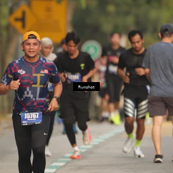 Runner Photo 5624590