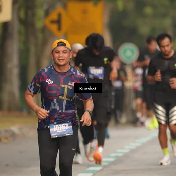 Runner Photo 5624619