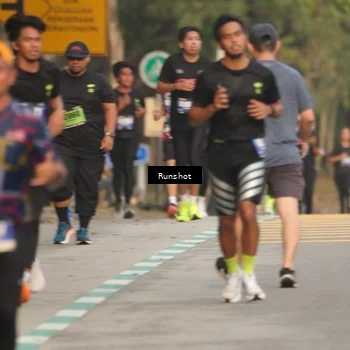 Runner Photo 5624661
