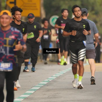 Runner Photo 5624663