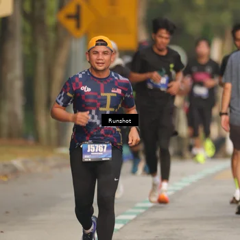 Runner Photo 5624669