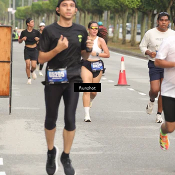 Runner Photo 5624699