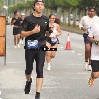 Runner Photo 5624707