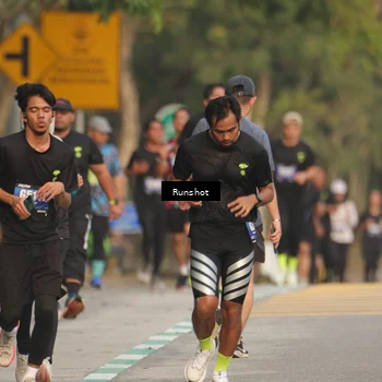 Runner Photo 5624722