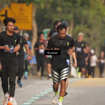 Runner Photo 5624742