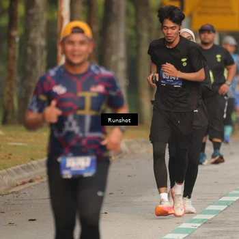 Runner Photo 5624764