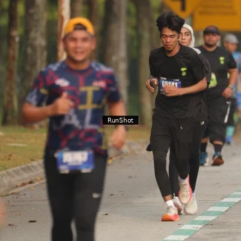 Runner Photo 5624766
